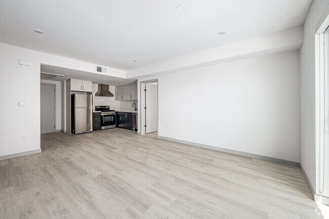 2BR, 2BA - 880SF - Dining Room - 936 S Mariposa Ave