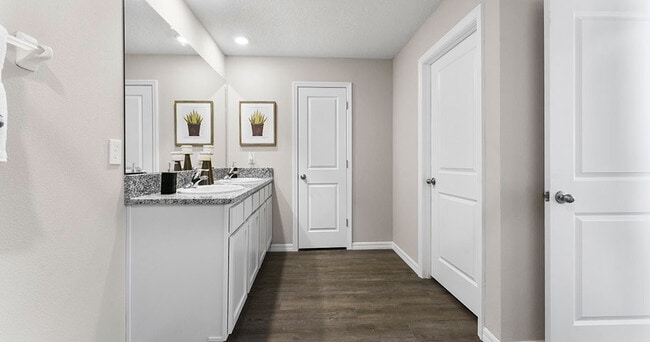 Photo - Bayport Place