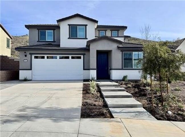 Building Photo - Stunning and Spacious 6BR 5BA Home w/ Solar Panels + Quartz Counter + Fenced Yard + 2 Car Garage ...