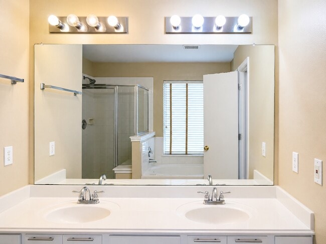Photo - 8319 Ballina Ridge Ct