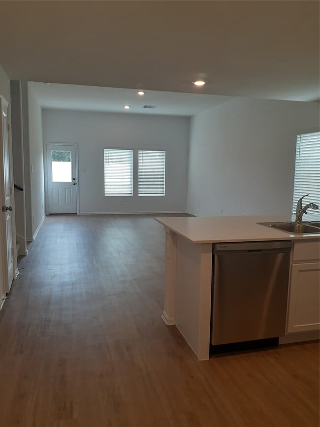 Photo - 24123 Breckenridge Pass Ln