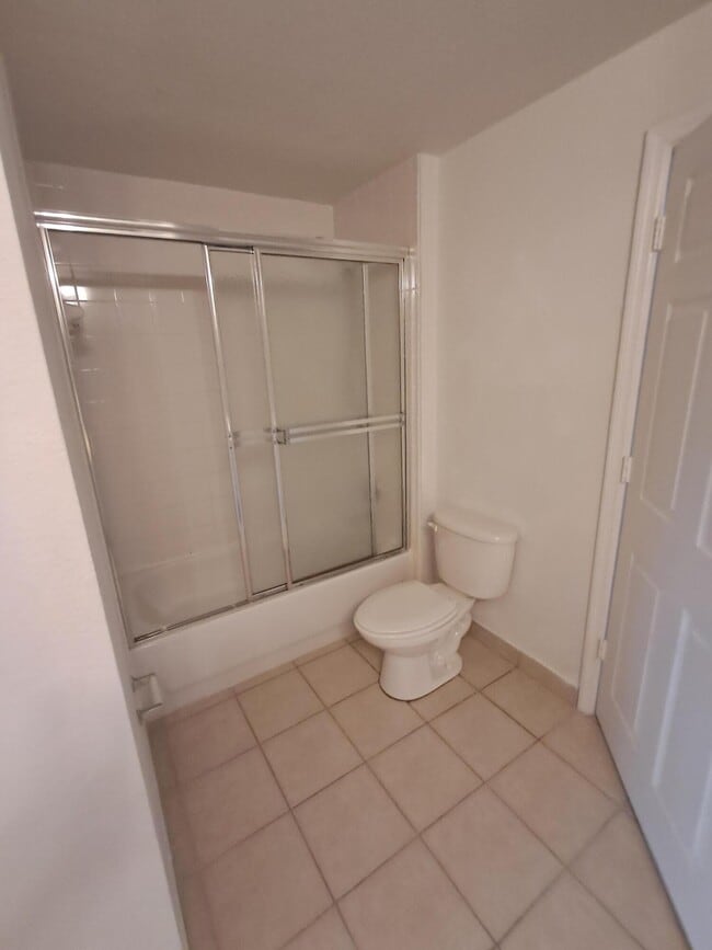 Photo - 2807 Veronia Dr Unit 101