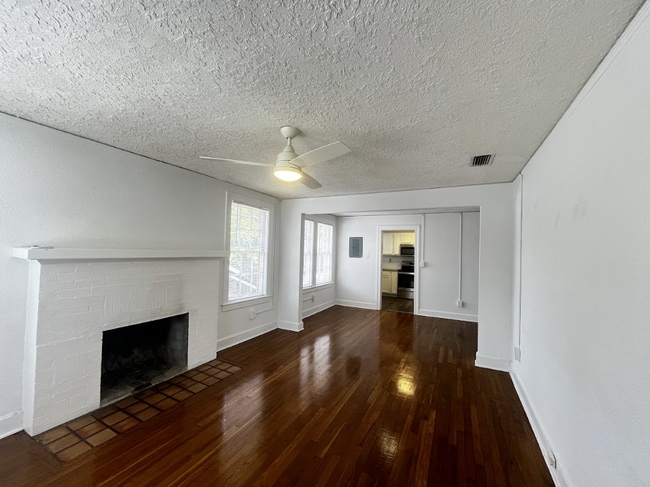 Photo - 3668 Valencia Rd