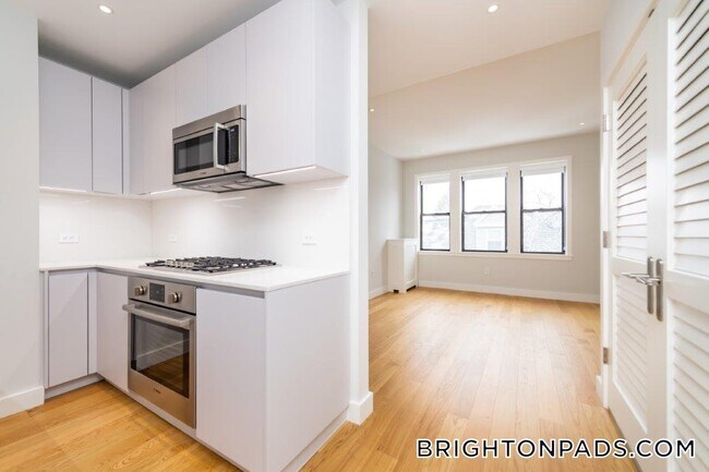 12 Elko St Unit 11