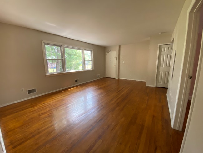 Photo - 3 Stanford Dr Unit 4A
