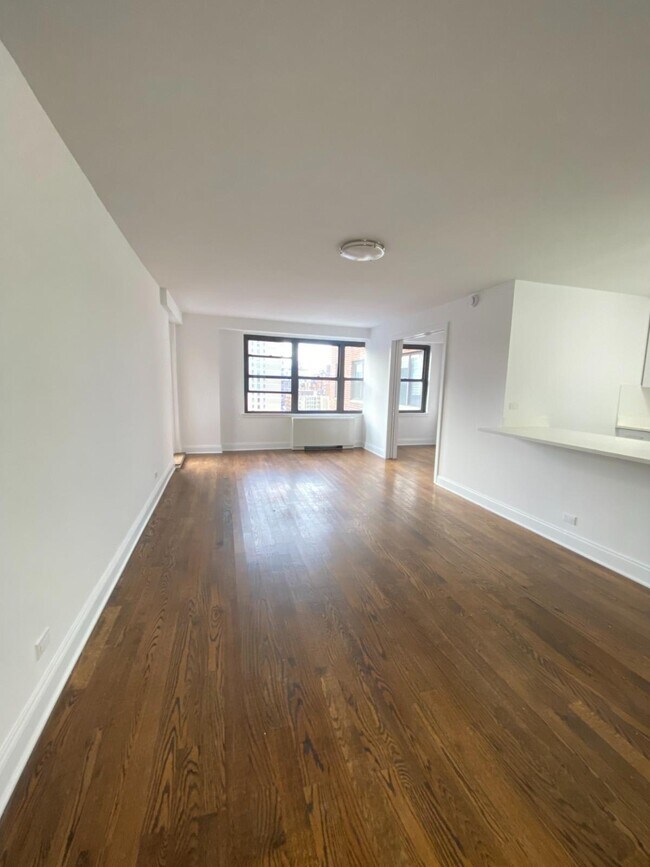 Photo - 240 E 82nd St Unit 12B