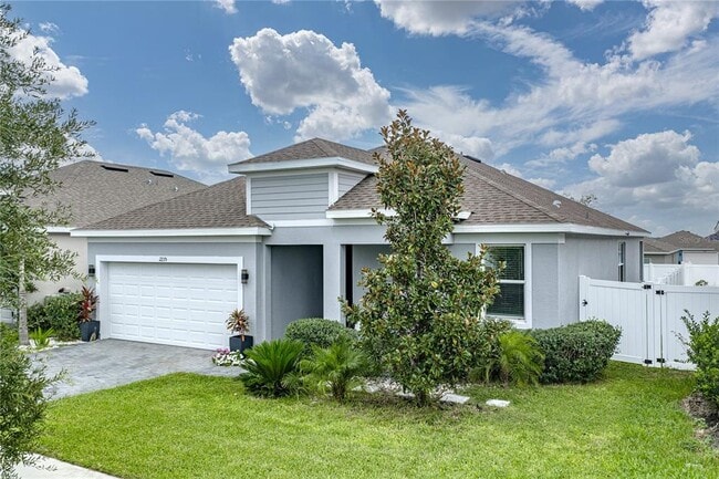 Building Photo - 2235 Pigeon Plum Dr