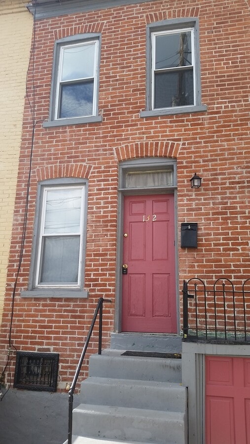 Photo - 132 N Hall St Unit 132 N Hall St