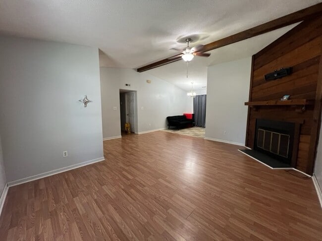 Photo - Cozy 3 Bedroom, 1.5 Bath Home in Brynn Marr