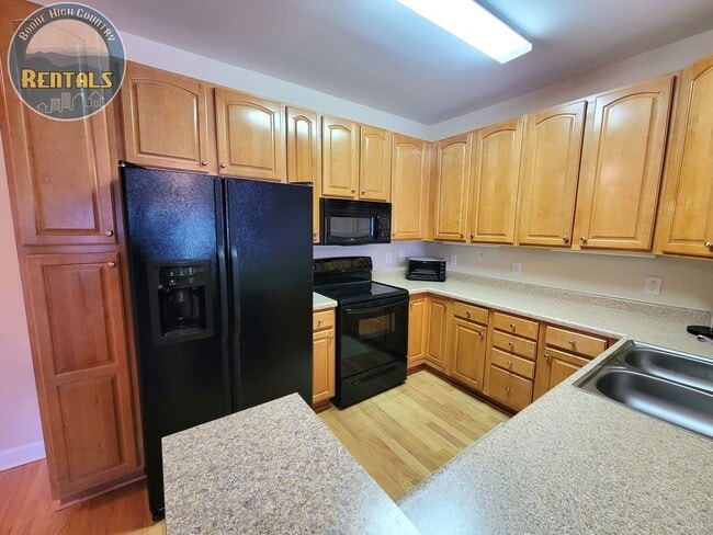 Photo - 3bd/3ba Pine Ridge Condo