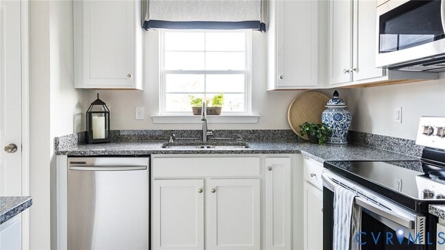 Photo - 3502 Middlewich Way