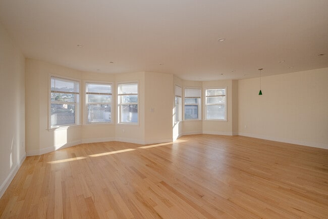 Photo - 1525 Ocean Ave Unit C