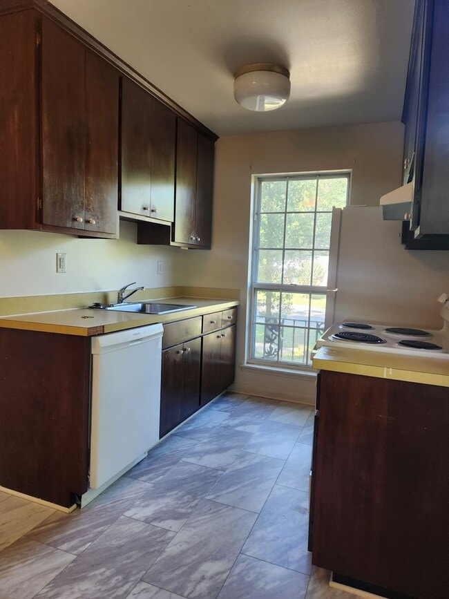 Photo - 1528 Cherry Ave Unidad A