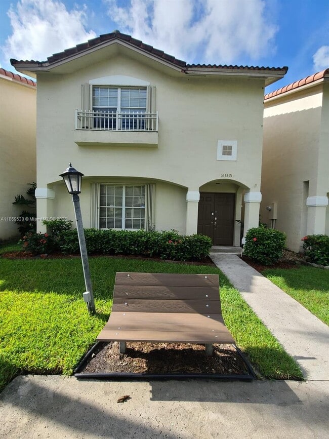Building Photo - 305 NW 109th Ave Rental