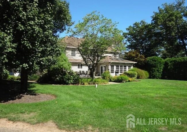 Photo - 246 Fresh Ponds Rd