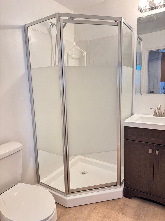 Photo - 503 Dryden Rd