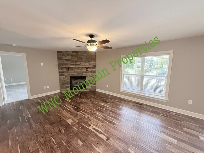 Photo - 210 Pattys Chapel Rd