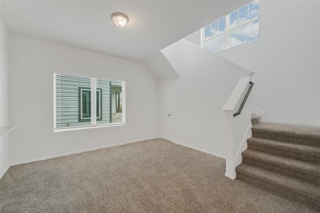 Photo - 133 Everglades Dr