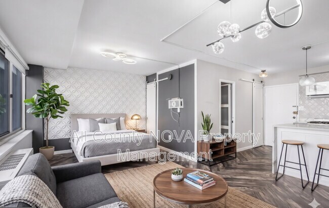 Photo - 922 24th St NW Unit 301