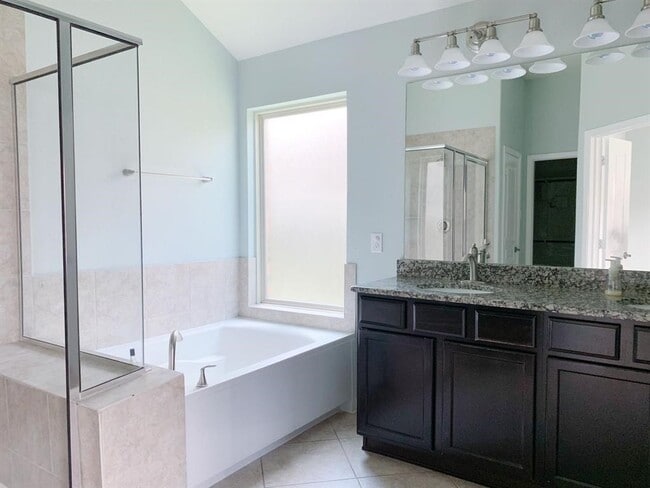 Photo - 9923 Fiona Pines Trail