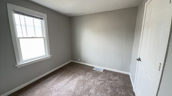 Photo - Beautiful Muncie Property!