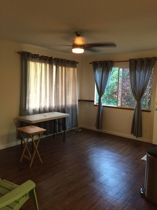 3513 Nuuanu Pali Dr