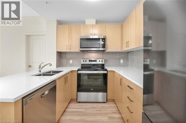 Photo - 301 Westmount Rd W Unité 103