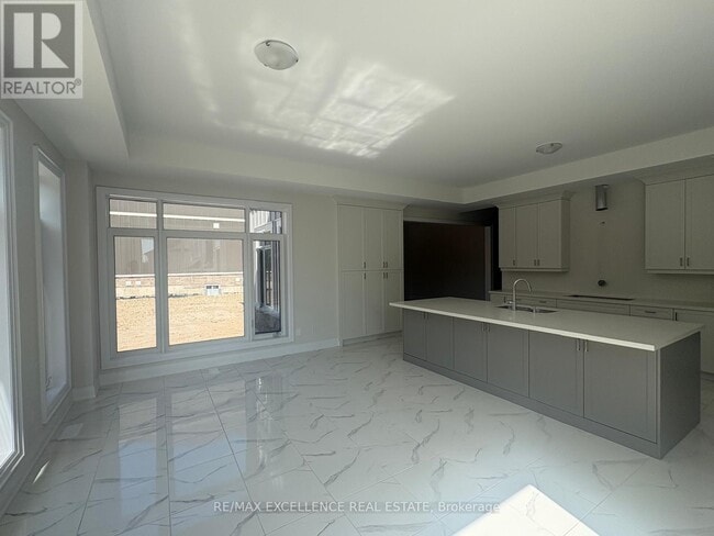 Photo - 62 Pearsall Pl