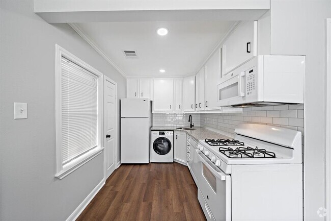 Building Photo - 234 W 27th St Unit 4 Rental
