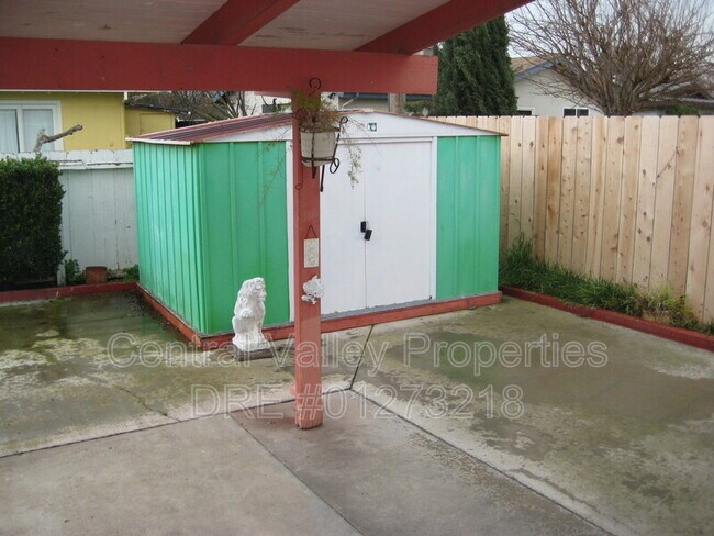 Photo - 239 Portola Way