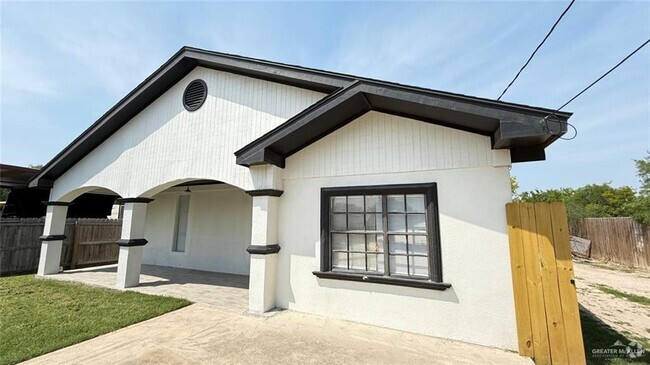 Building Photo - 1415 Thompson Rd Rental