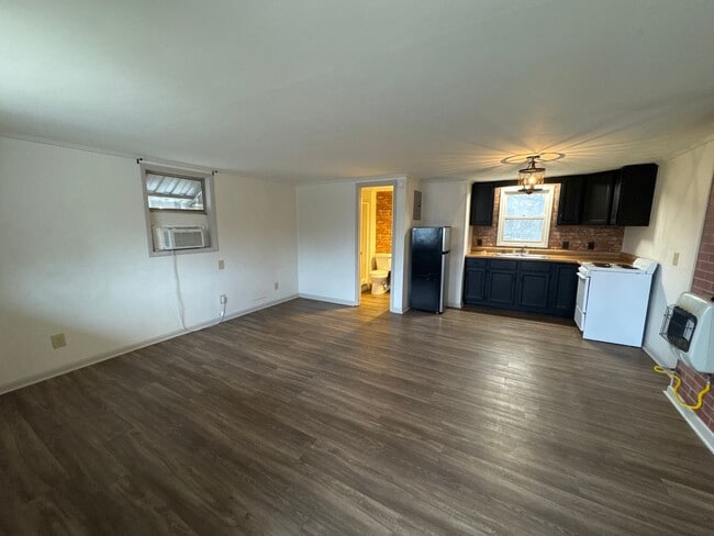 Photo - 721 US-62 Unit A