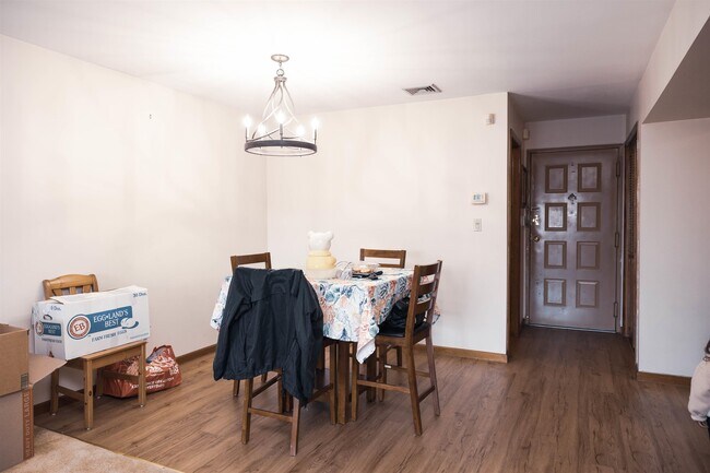 Photo - 9249 John F. Kennedy Blvd Unidad 420