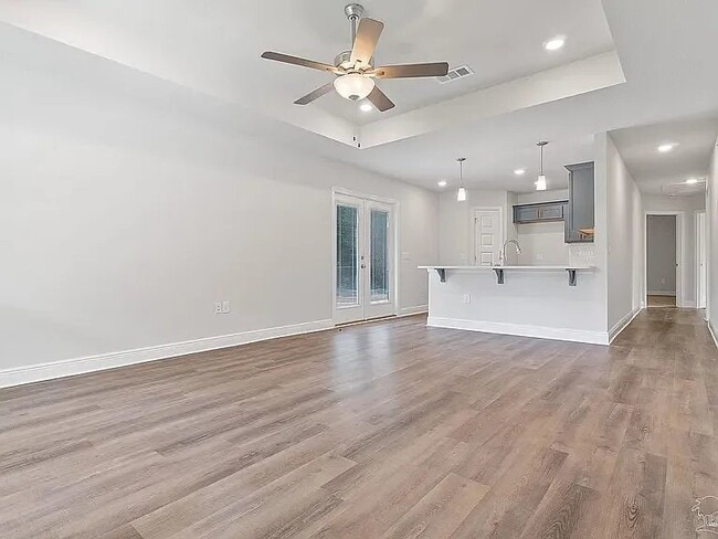 Photo - 8418 Cherry Ave