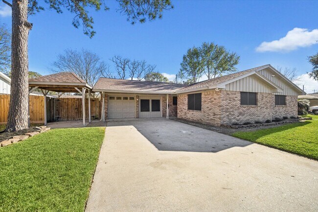 Photo - 1703 Raintree Dr