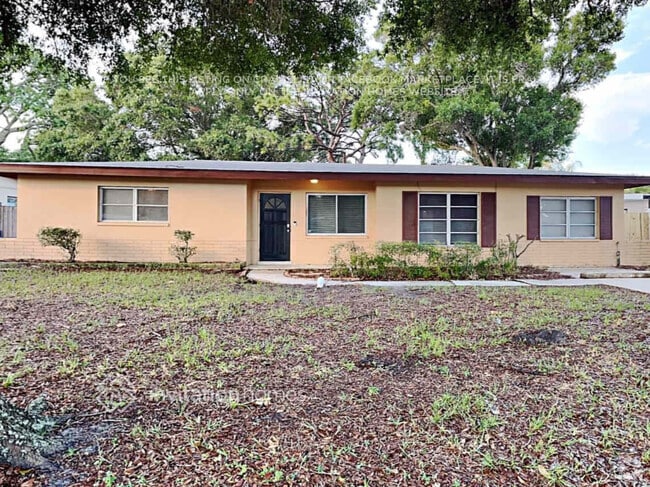 Building Photo - 8500 Jacaranda Ave Rental