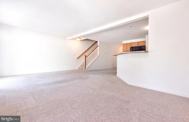 Photo - 504 W Perry St