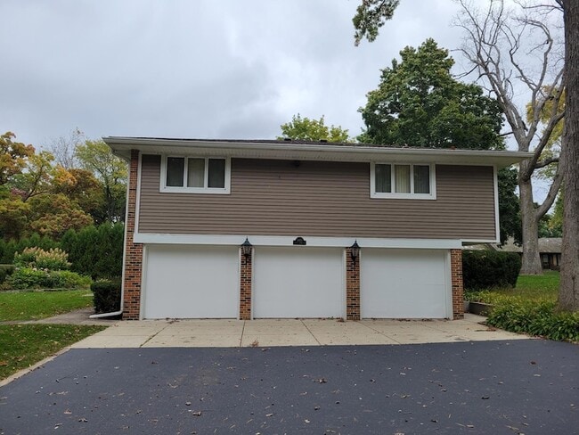 Photo - 3483 S Shore Dr