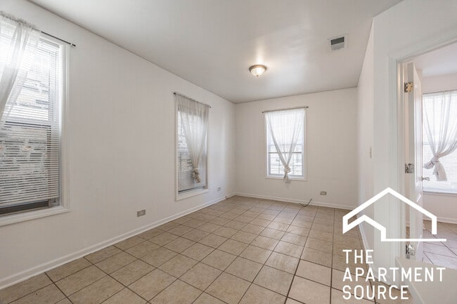 Photo - 1900 S Throop St Unit 6