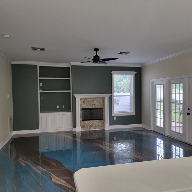 Photo - 1005 Misty Hollow Ln