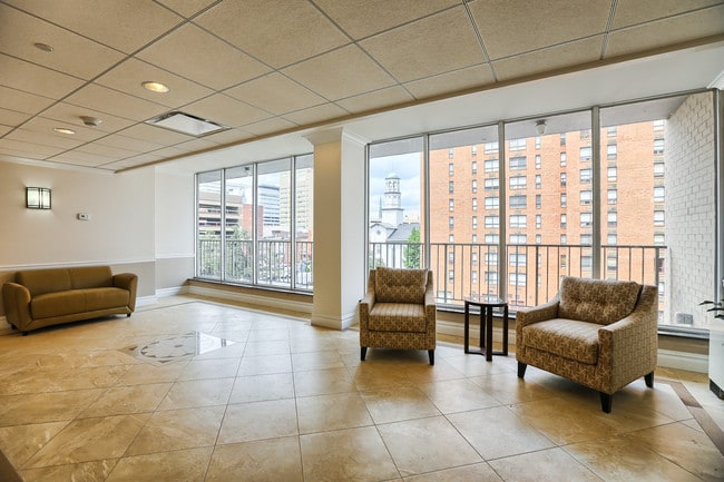 Executive House Apartments