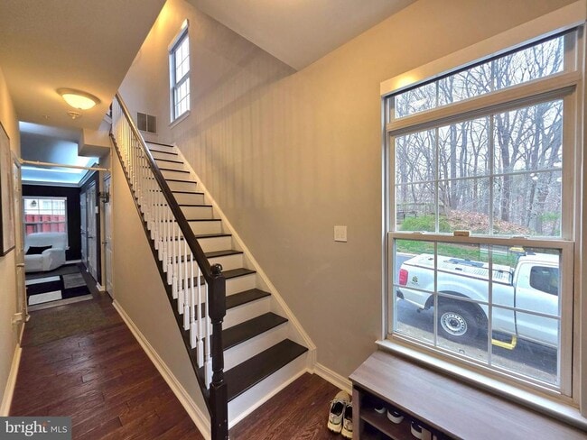 Building Photo - 5300 Arapaho Ln