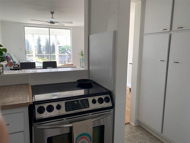 Photo - 2851 Leonard Dr Unit J603