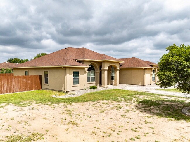 504 Boulder Ridge Dr