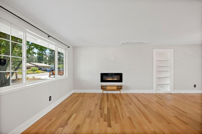 Photo - Beautiful Steilacoom Home with Private ADU, Covered Patio, Bonus Gym & A/C!