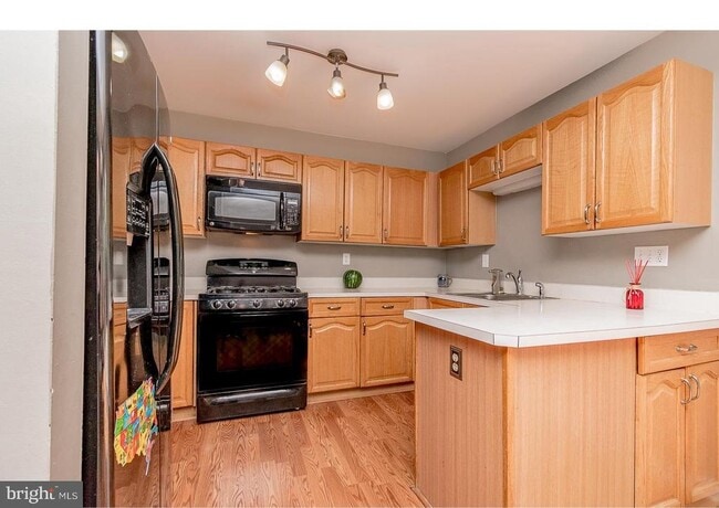 Photo - 106 Fir Dr