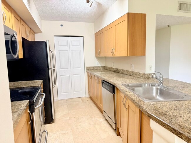 Photo - 3153 Clint Moore Rd Unidad 108