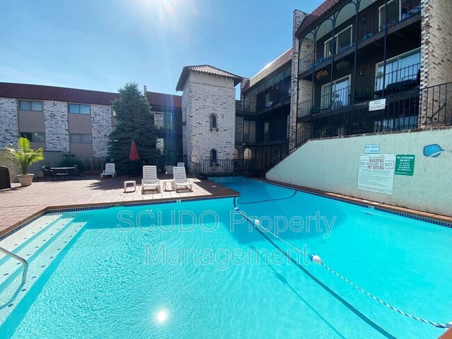 Photo - 5004 Grand Ave Condo Unit C