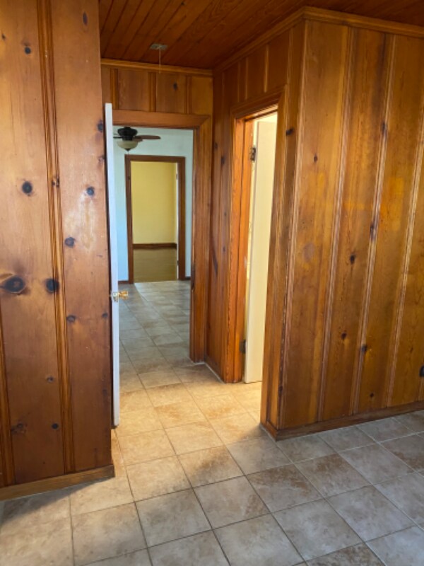 Photo - 1004 Main St