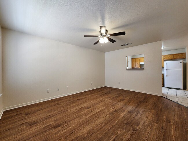 303 Cedar Ridge Dr